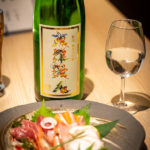 美味しい純米酒と新鮮な海鮮料理